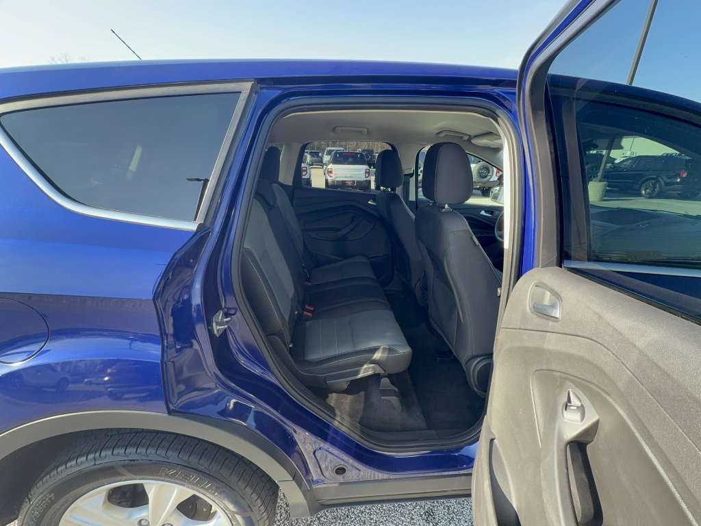 Used 2016 Deep Impact Blue Ford SE image 21