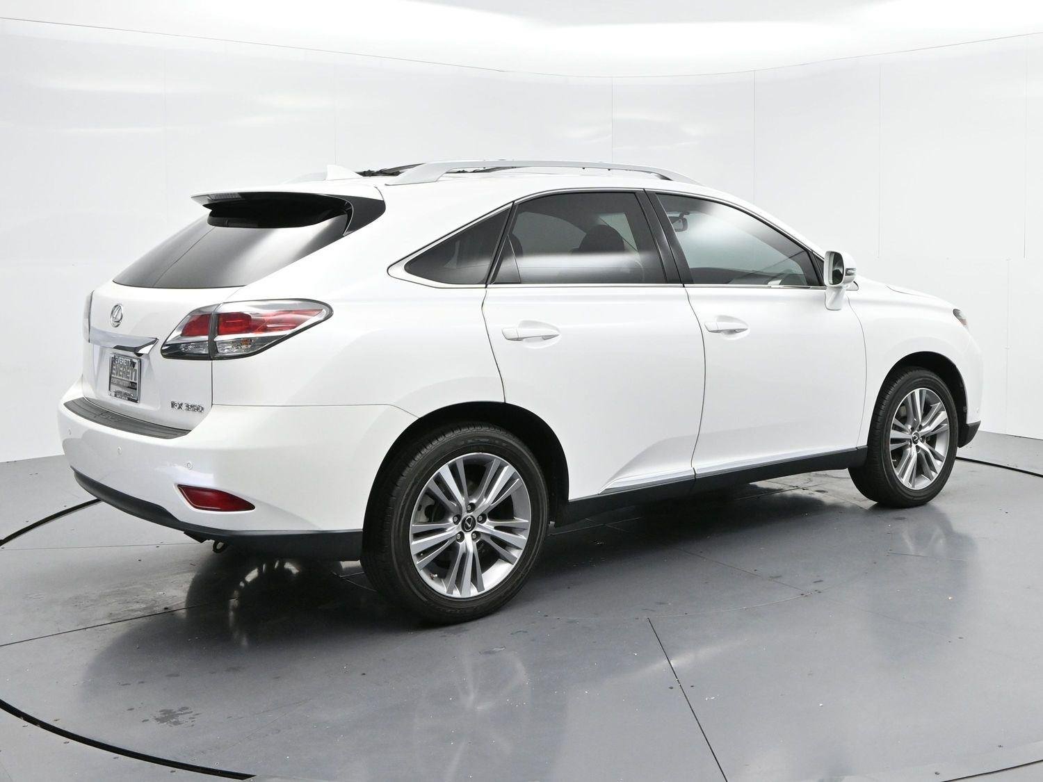 Used 2015 Starfire Pearl Lexus Base image 7