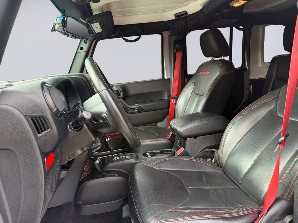 Used 2017 Silver Jeep Unlimited Rubicon Recon image 11