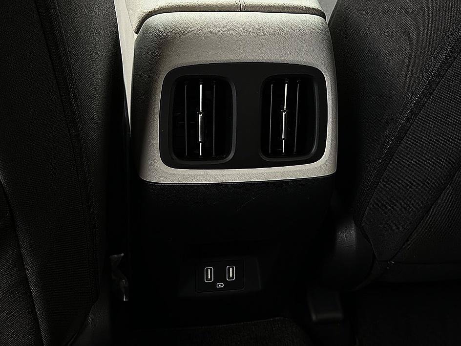Used 2023 Serenity White Pearl Hyundai SEL image 8