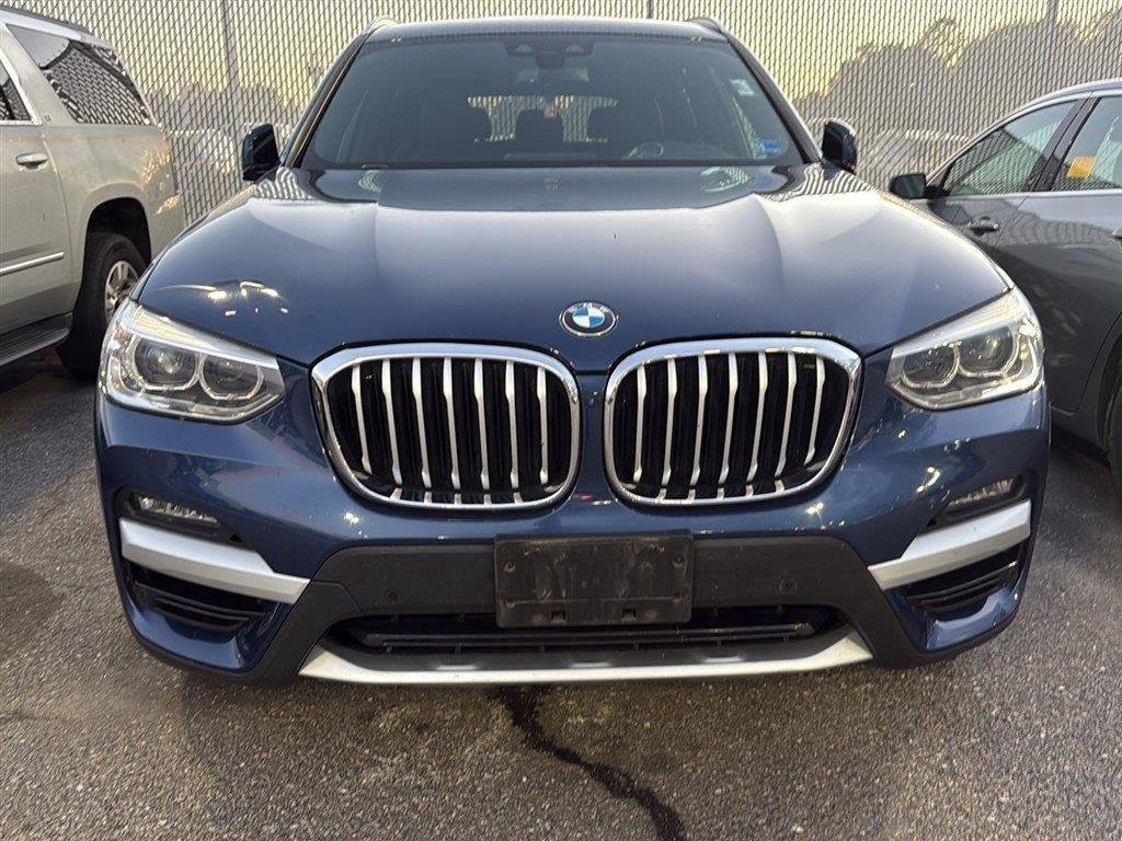 Used 2021 Phytonic Blue Metallic BMW xDrive30i image 2