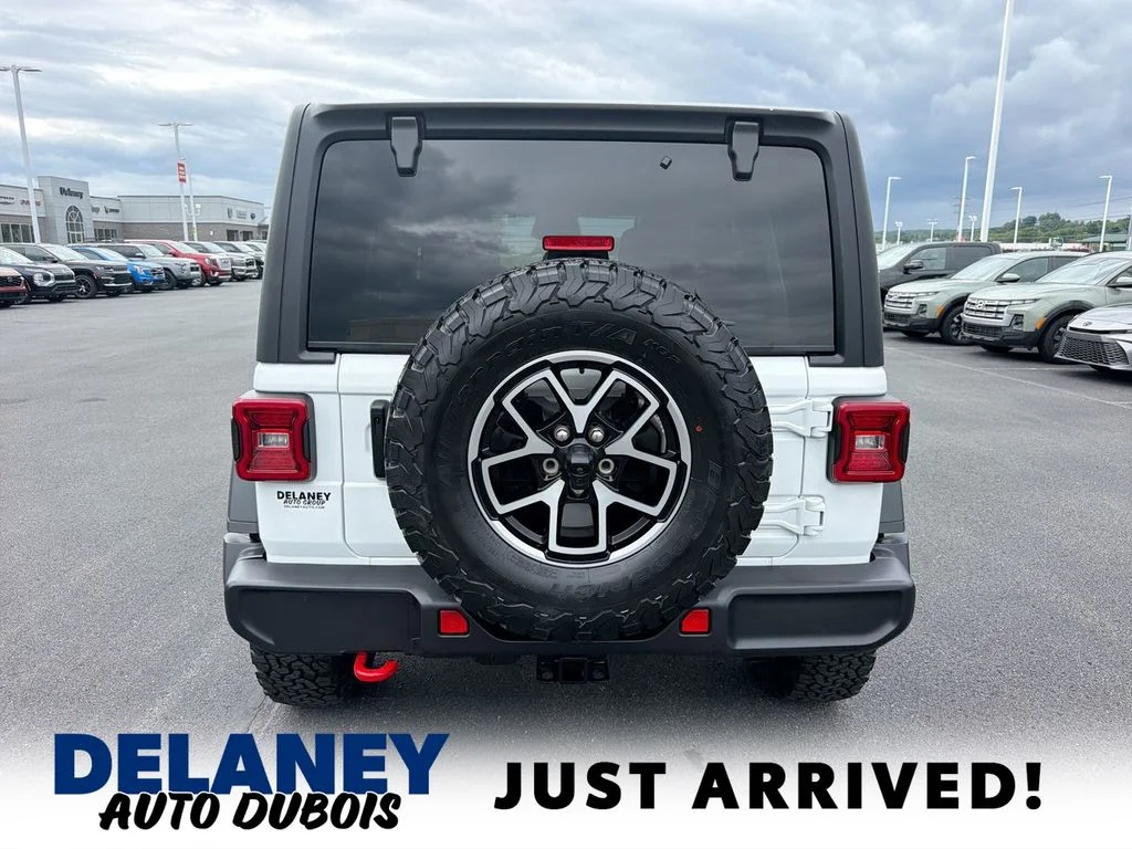 Used 2026 White Jeep Rubicon image 7