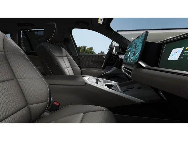 New 2027 Space Silver Metallic BMW  image 9