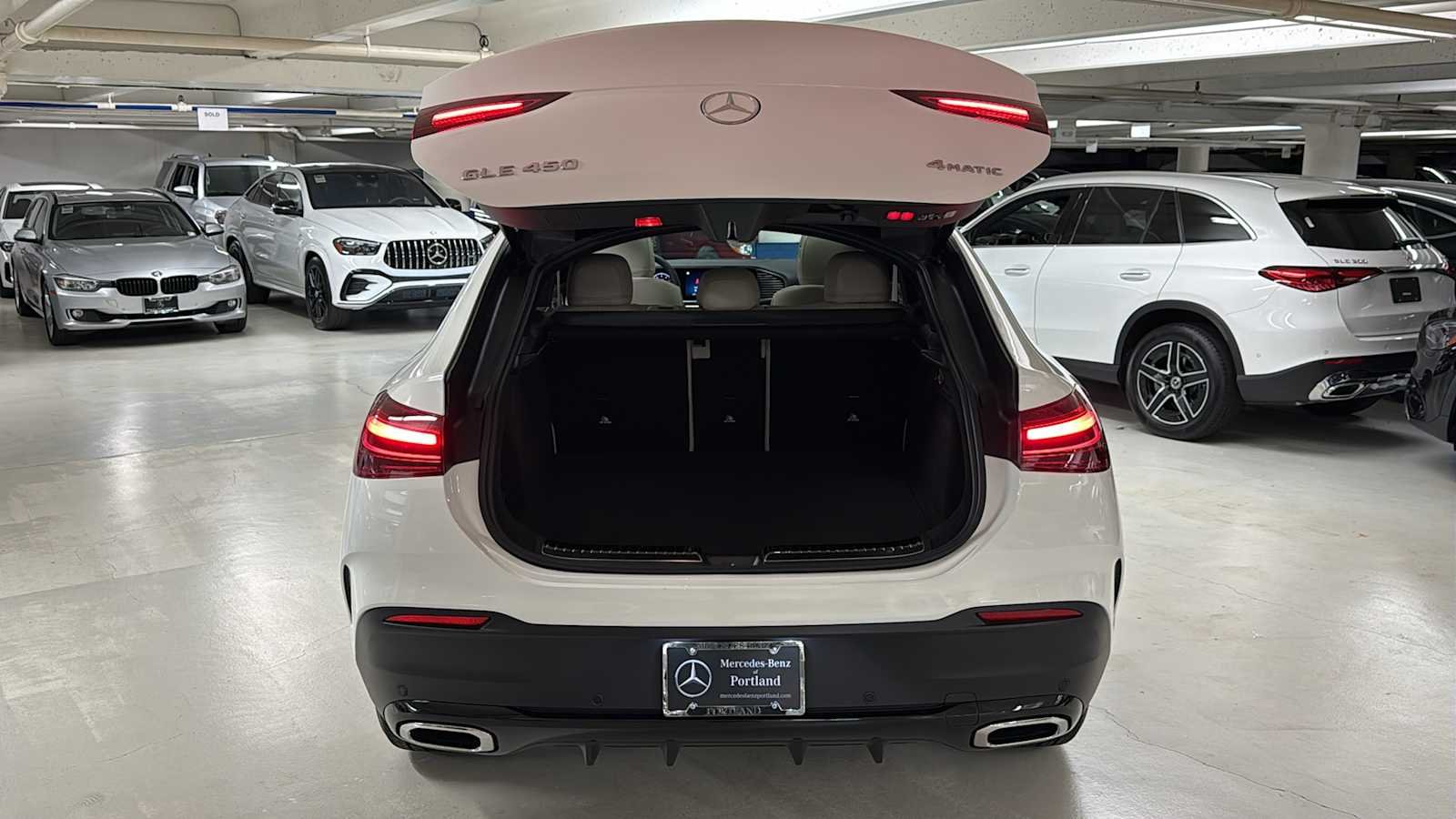 New 2026 Polar White Mercedes-Benz GLE 450 image 34