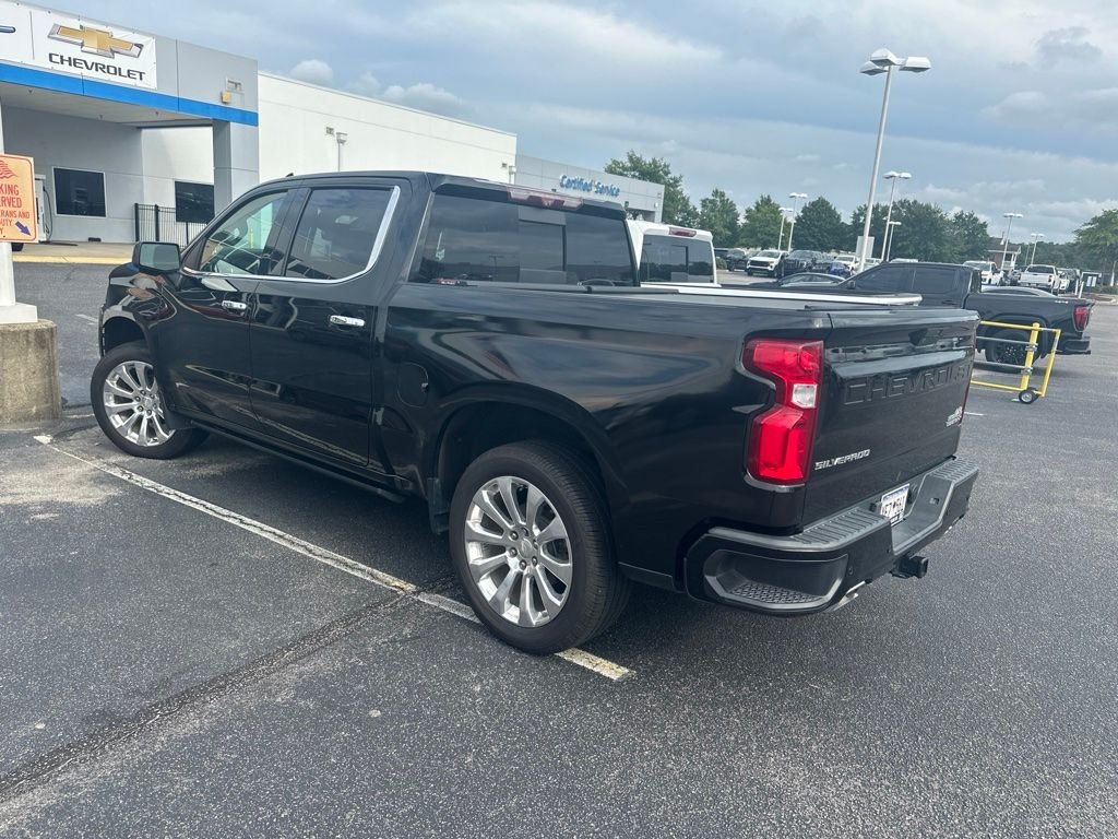 Used 2020 Black Chevrolet High Country image 2