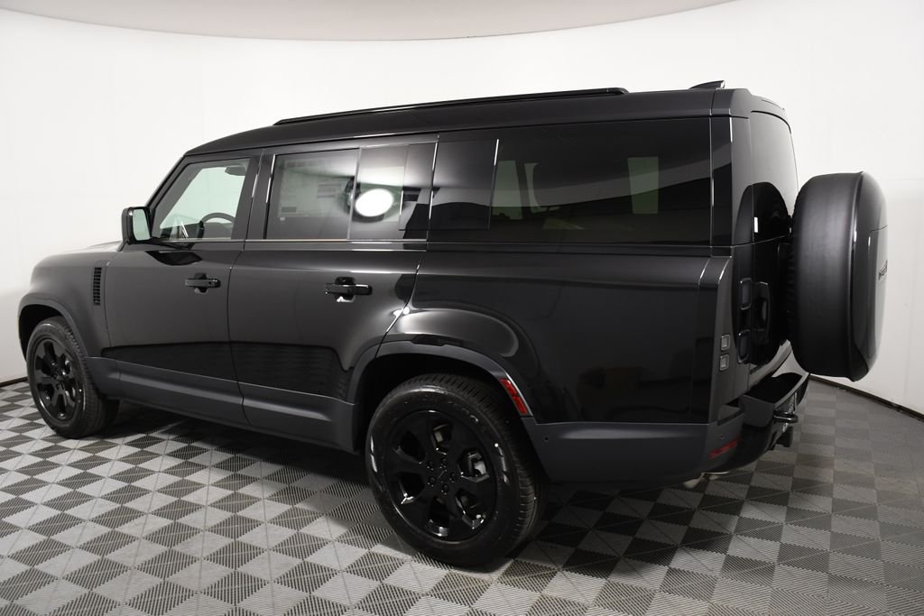 New 2026 Santorini Blk Land Rover S image 3