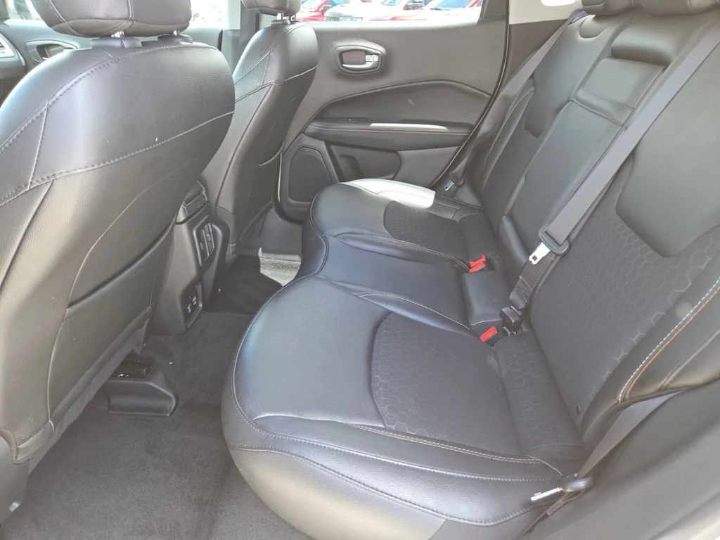 Used 2019 White Clearcoat Jeep Latitude image 23