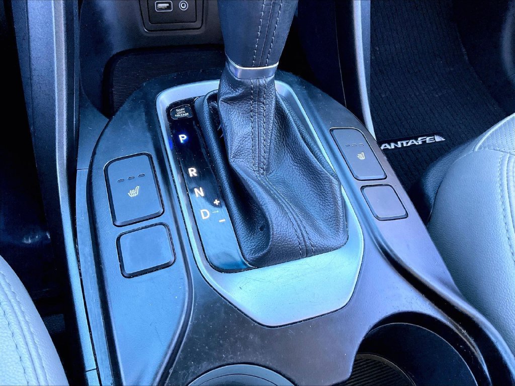 Used 2018 Mineral Gray Hyundai 2.0T image 32