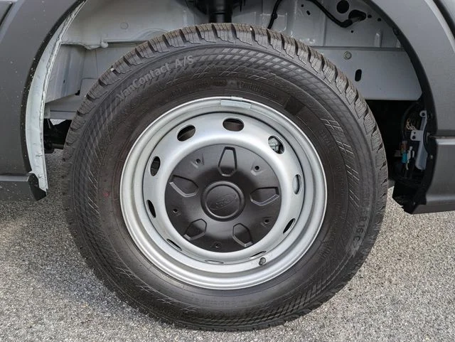 New 2026 Oxford White Ford Cargo Van image 11