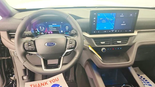 New 2026 Agate Black Metallic Ford Platinum™ image 40