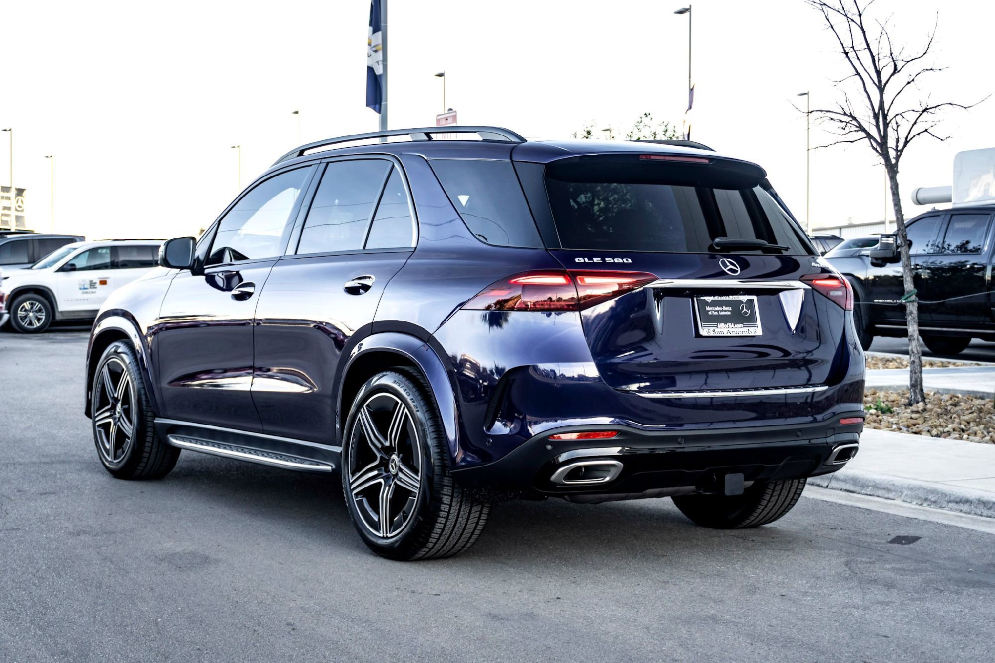 New 2026 MANUFAKTUR Mystic Blue Metallic Mercedes-Benz GLE 580 image 26