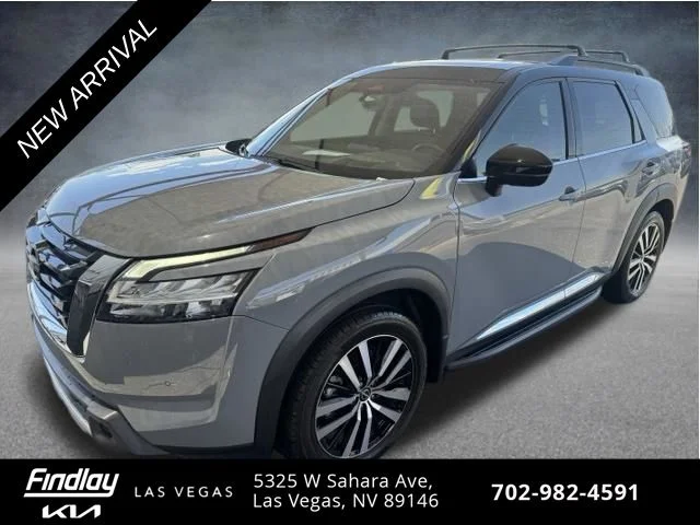 2023 Nissan Pathfinder Platinum 2WD's photo