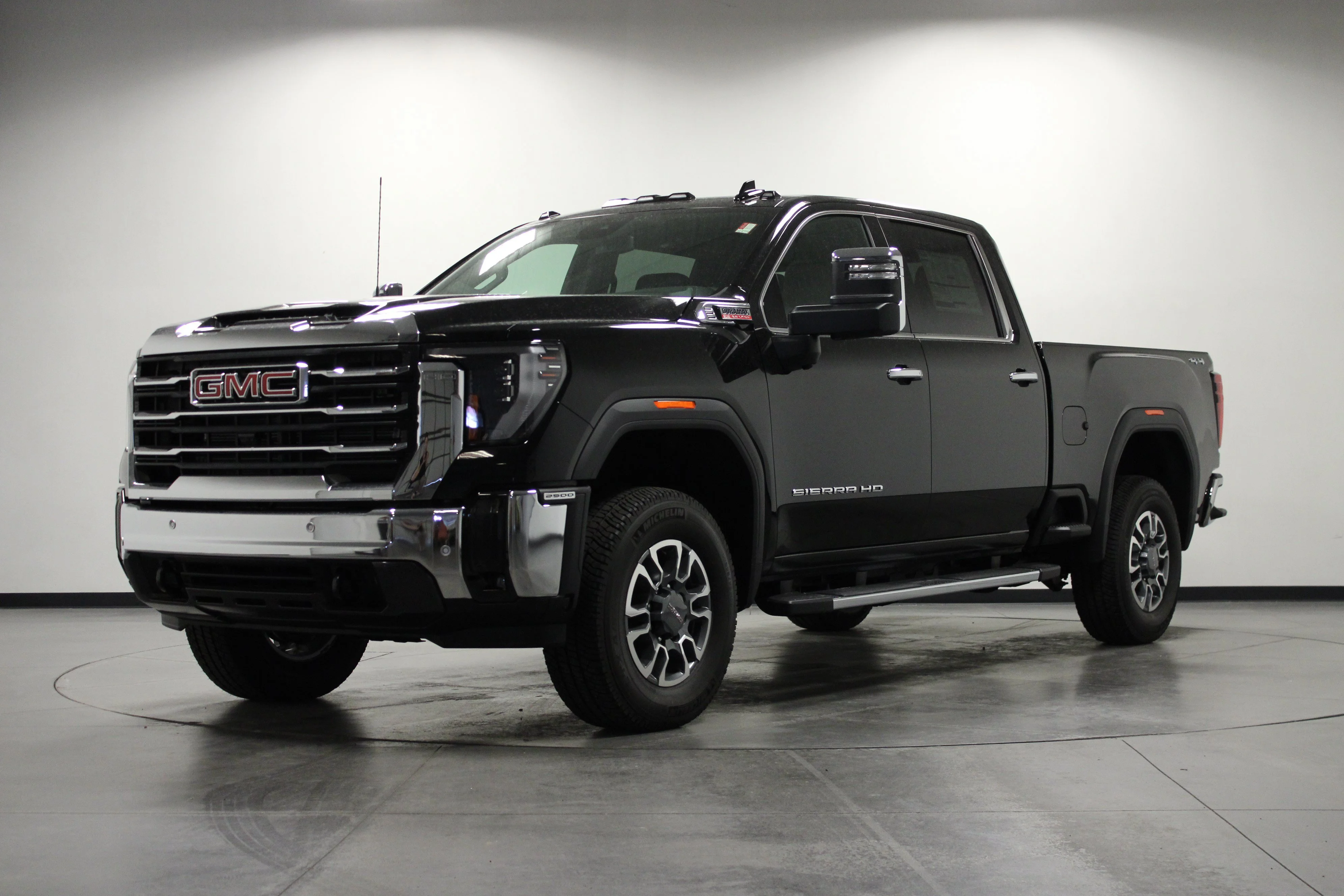 New 2026 Onyx Black GMC SLT image 8