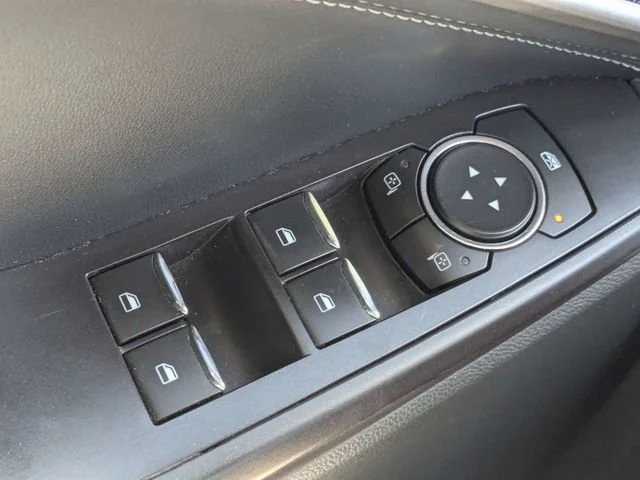 Used 2020 Blue Metallic Ford XLT image 23