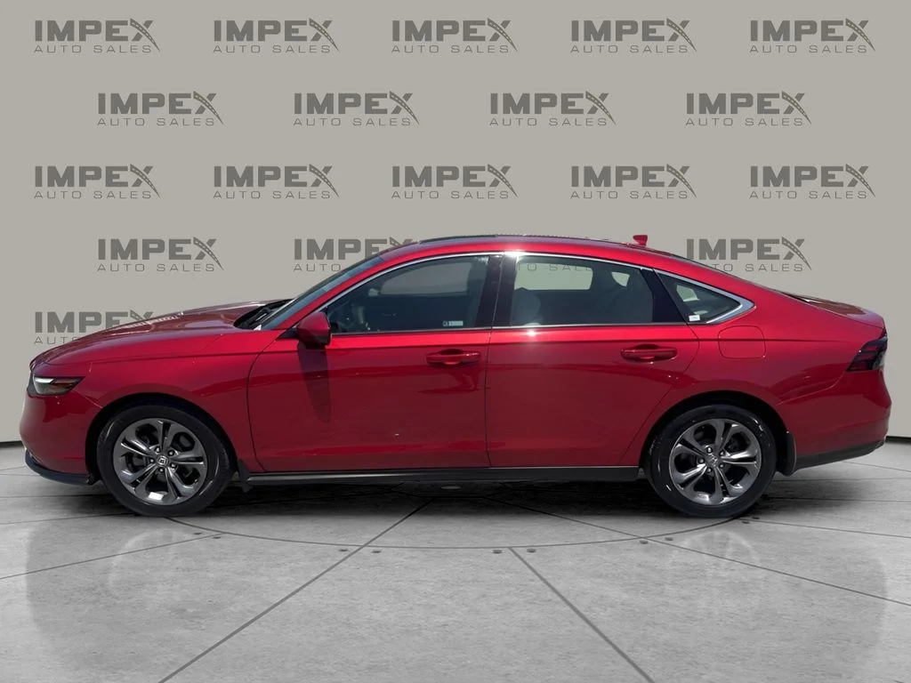 Used 2023 Red Honda EX image 2