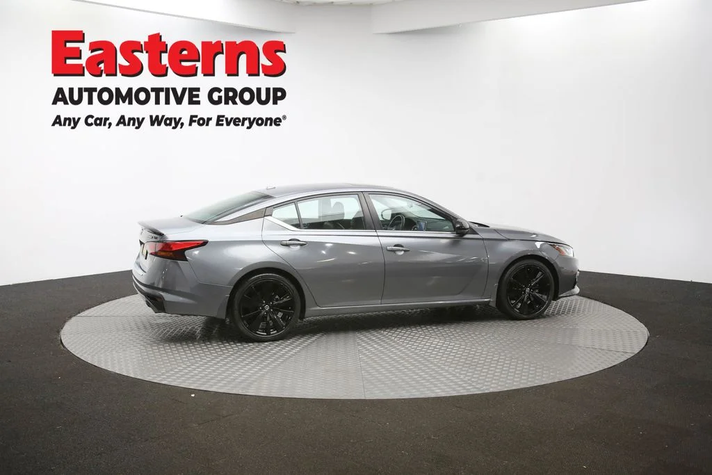 Used 2022 Gray Nissan 2.5 SR image 41