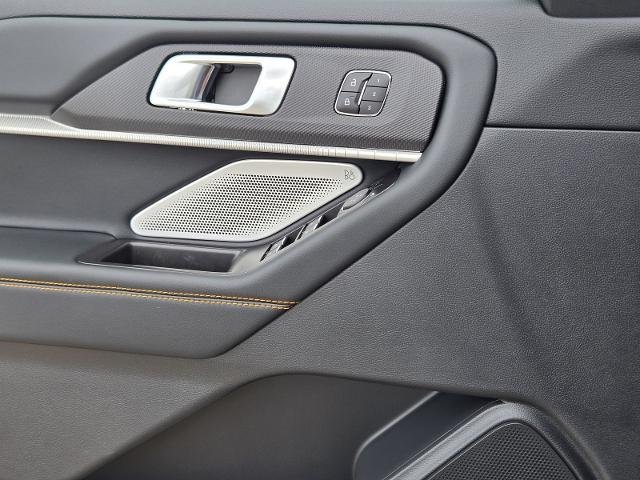 New 2026 Star White Metallic Tri-Coat Ford Tremor® image 36