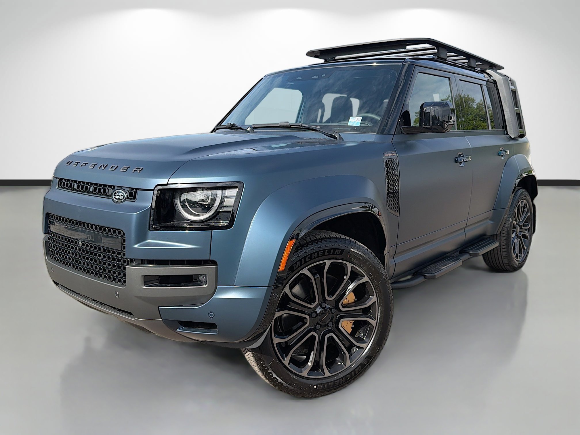 New 2026 Land Rover Defender 110 OCTA 4 Door SUV in Tampa #2603072
