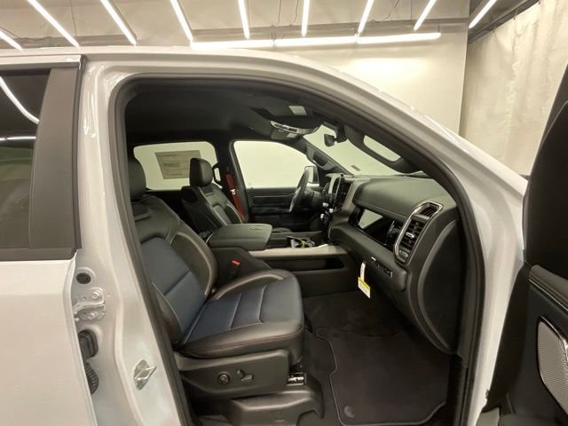 New 2026 Bright White Clear-Coat Exterior Paint RAM Laramie image 23