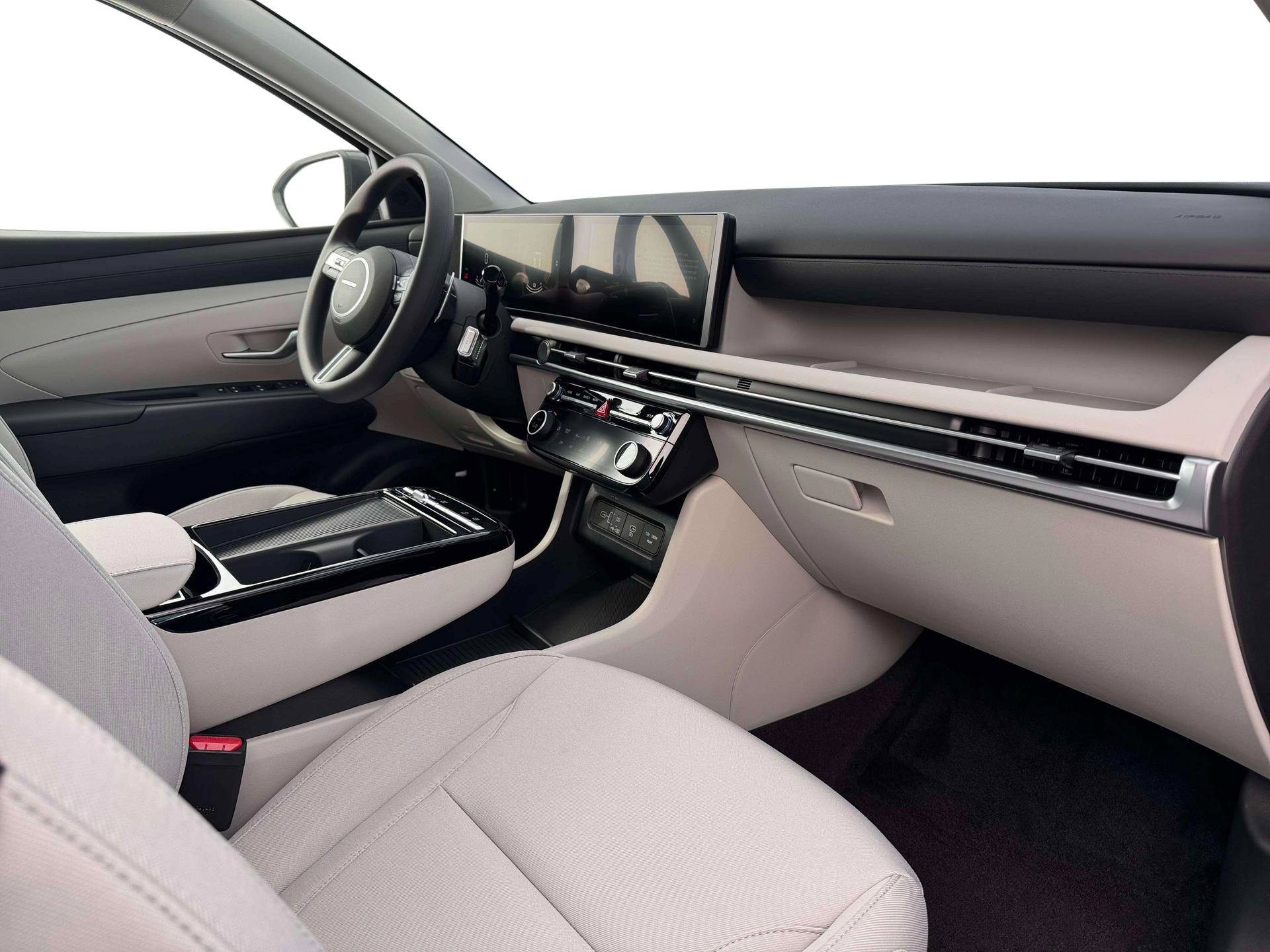 New 2026 Creamy White Pearl Hyundai SEL image 16