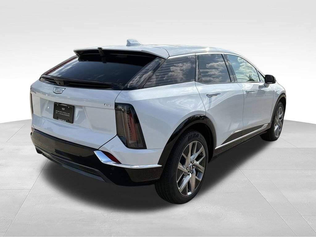 2027 Cadillac OPTIQ Luxury - Photo 6