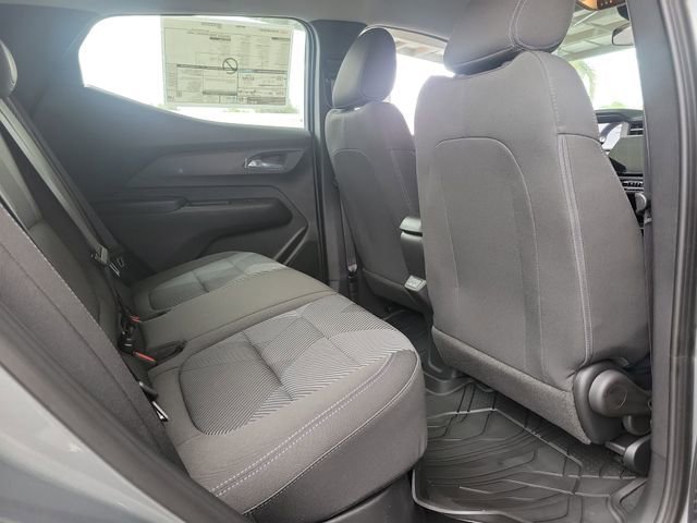 2027 Chevrolet Bolt LT - Photo 18