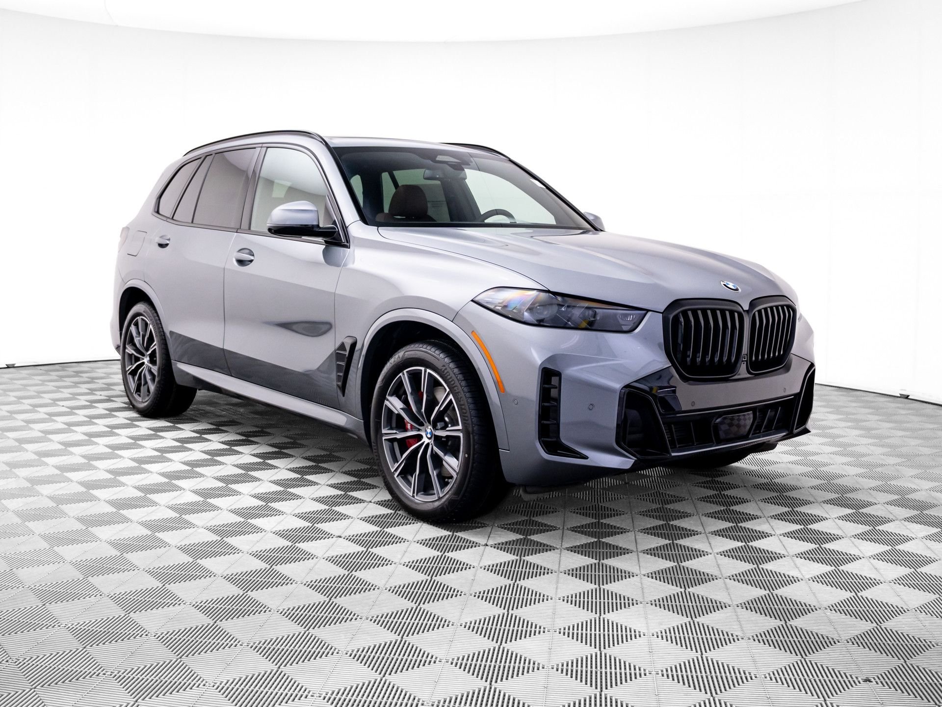 New 2026 Skyscraper Grey Metallic BMW xDrive40i image 9
