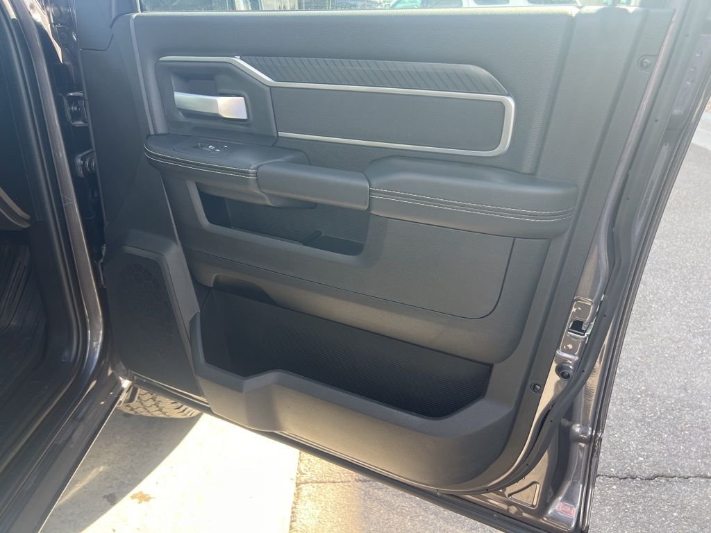 2025 RAM 2500 Big Horn - Photo 20