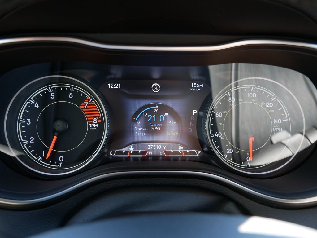 Certified Used 2020 White Jeep Trailhawk image 21