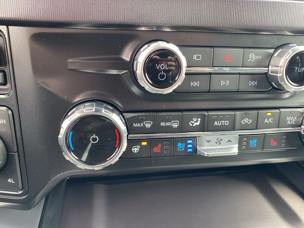 New 2026 Agate Black Metallic Ford F-250® Platinum® image 30