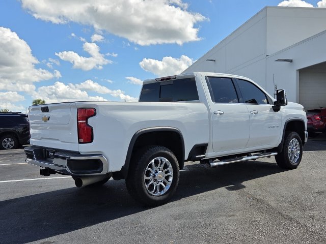 Used 2024 Summit White Chevrolet LTZ image 6