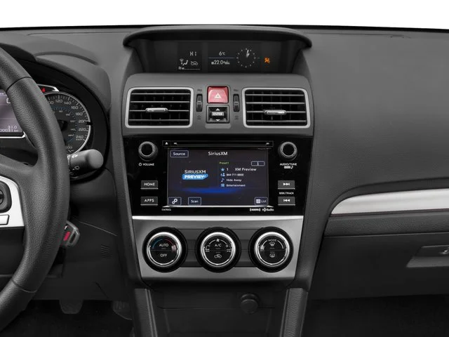 Used 2017 Ice Silver Metallic Subaru Limited image 13