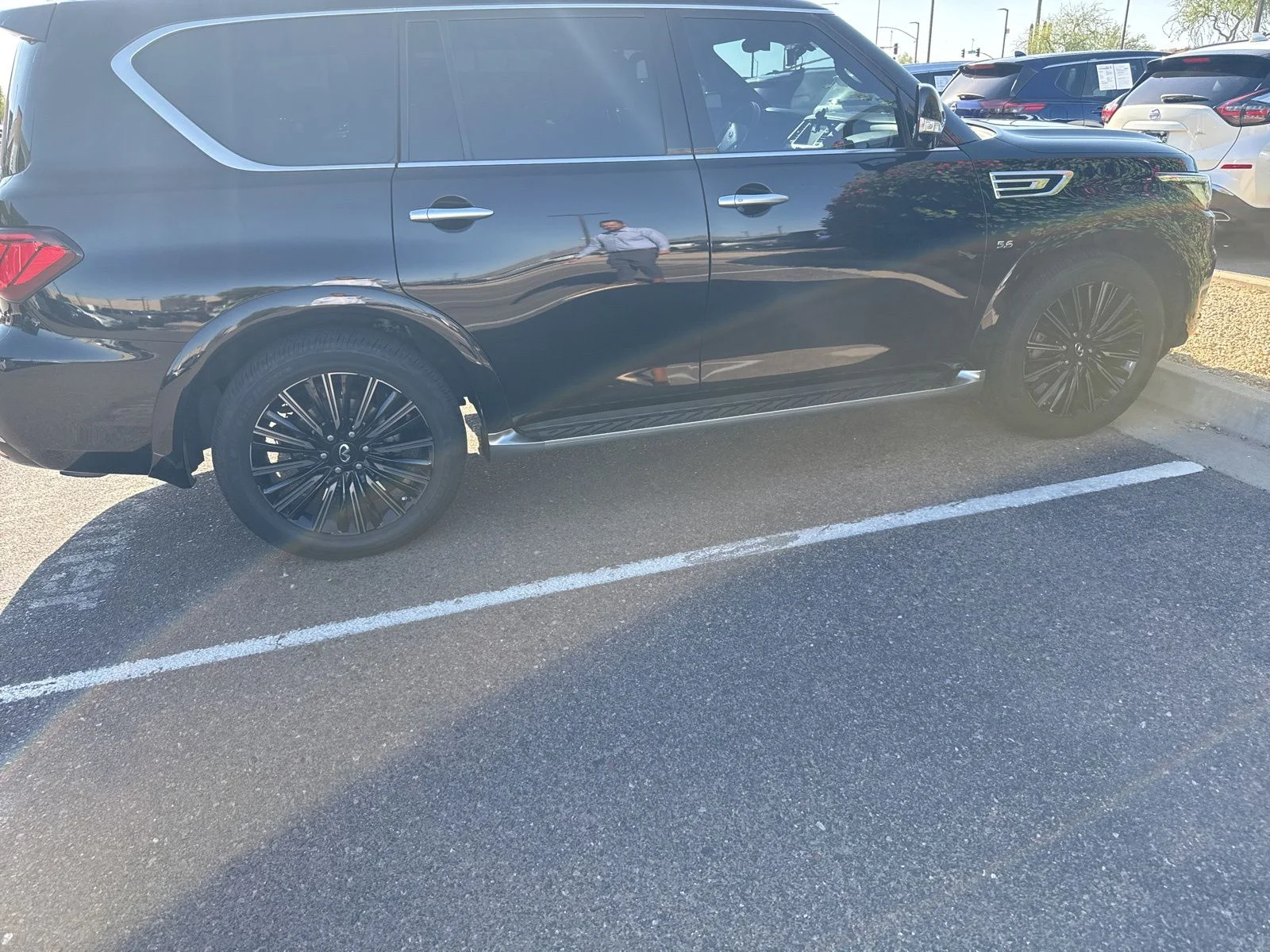 Used 2019 Mineral Black INFINITI Limited image 4