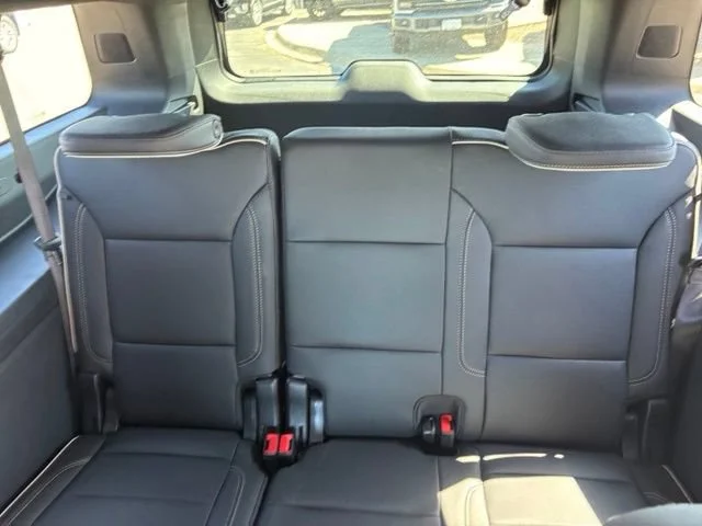 New 2026 Onyx Black GMC Elevation image 18