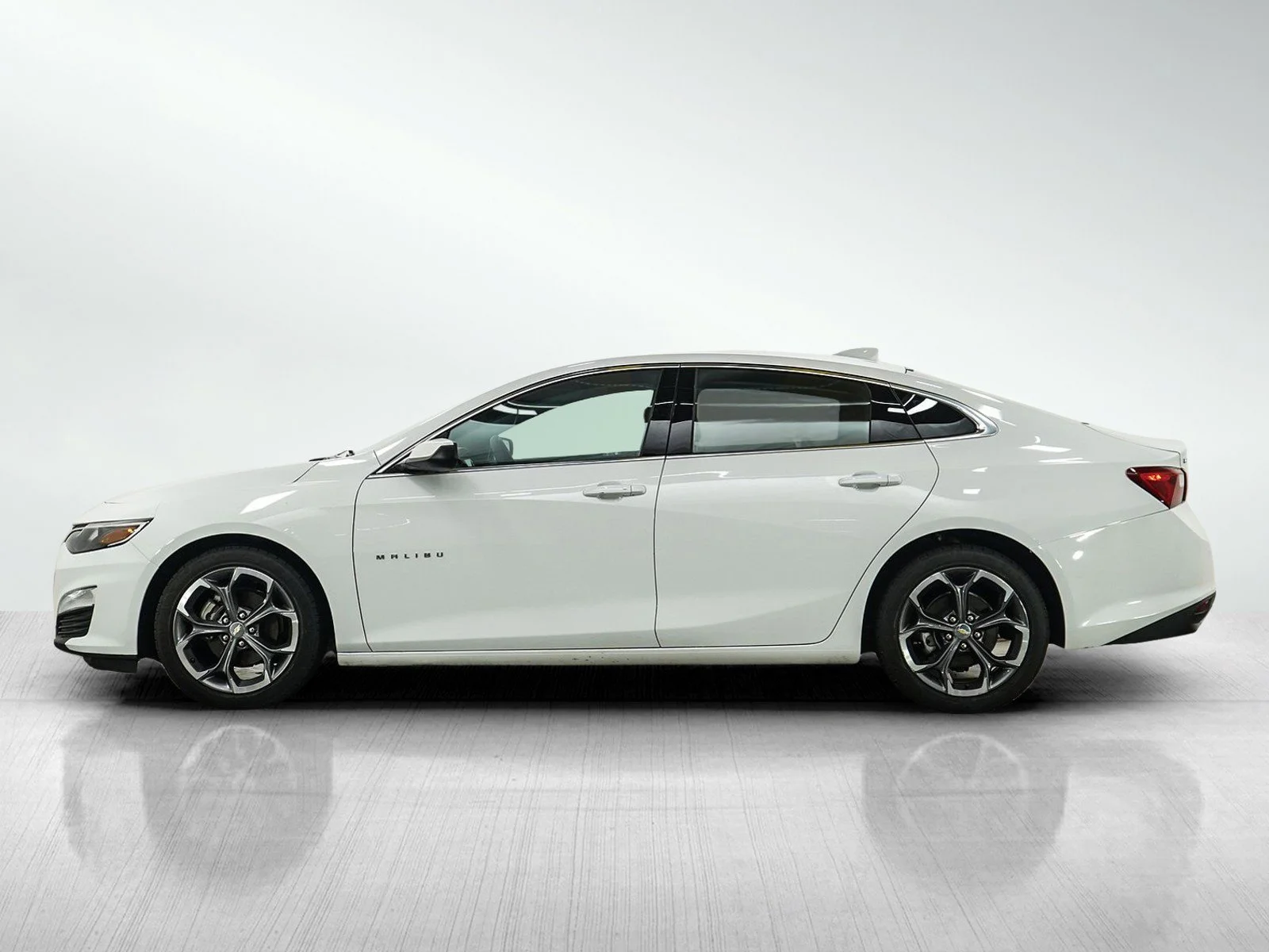 Used 2023 Chevrolet Malibu 1LT with VIN 1G1ZD5STXPF138967 for sale in White Bear Lake, Minnesota
