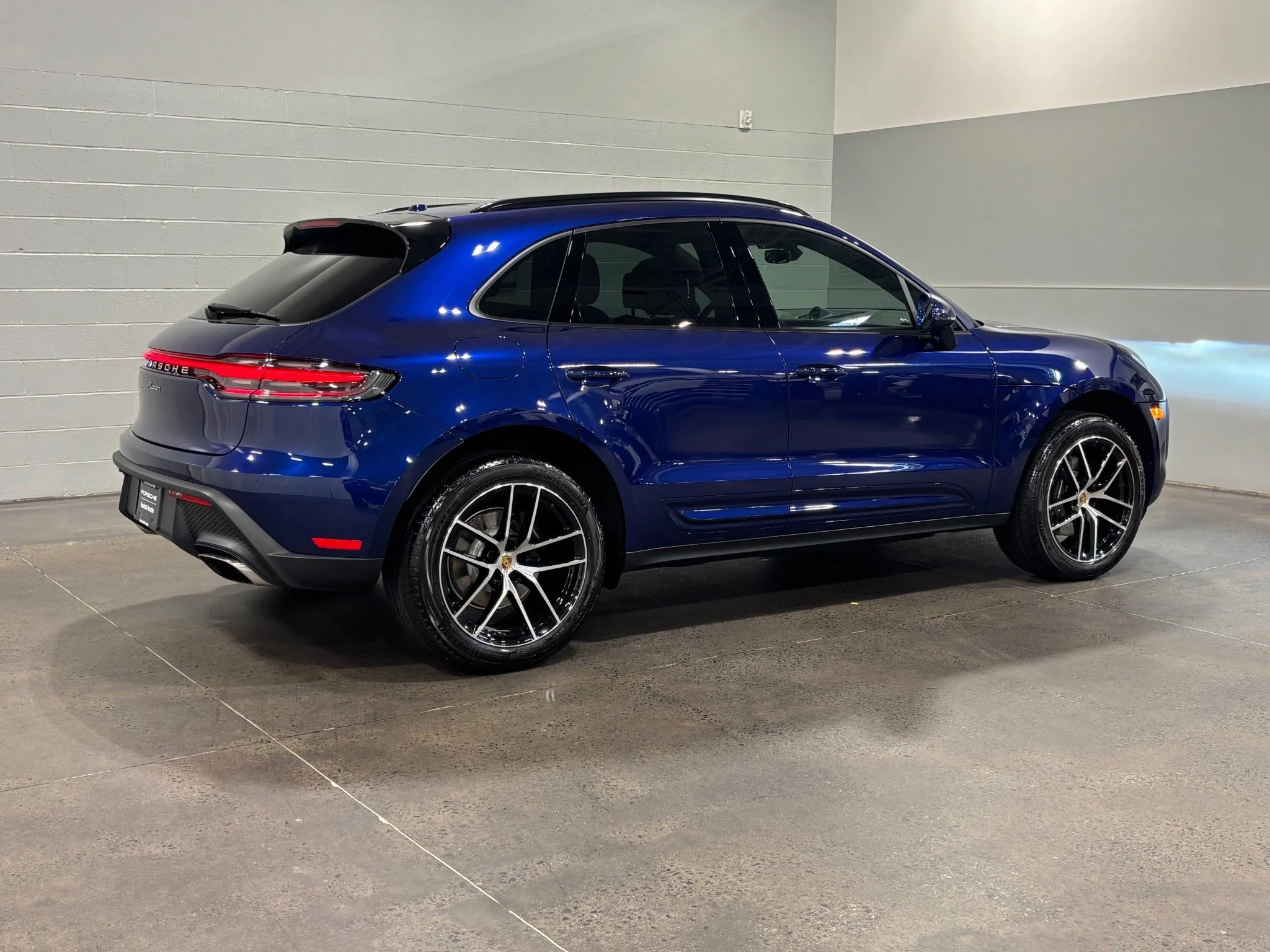 New 2026 Gentian Blue Metallic Porsche  image 7