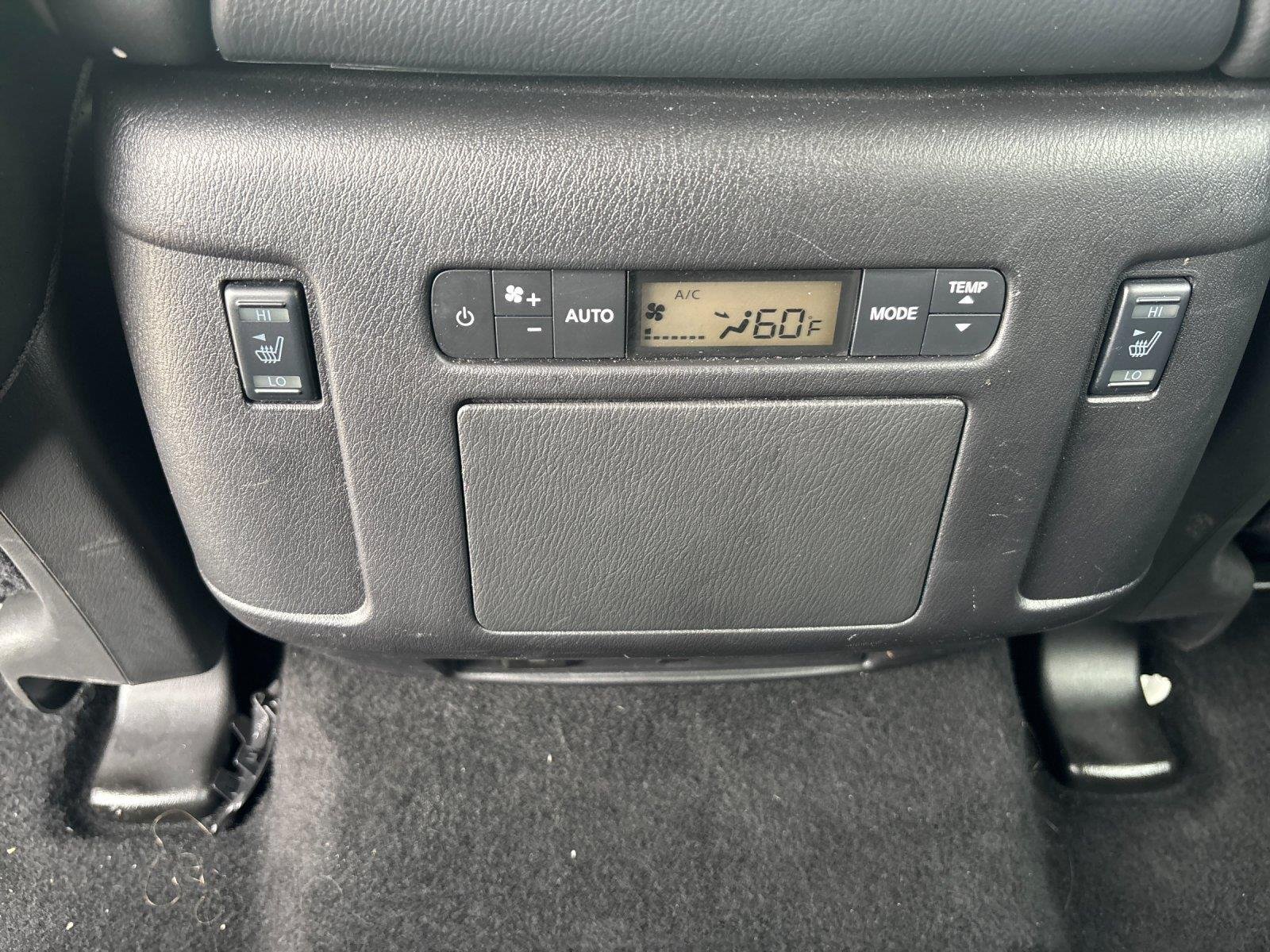 Used 2024 Hermosa Blue Pearl Nissan Platinum image 34