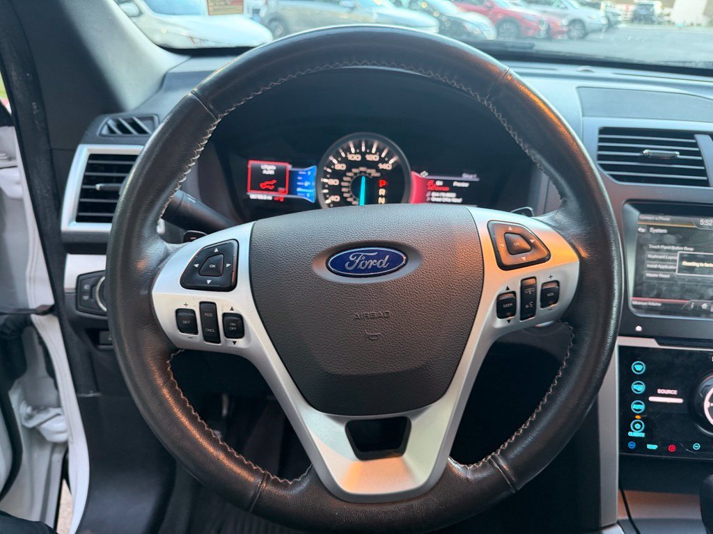 Used 2015 White Platinum Clearcoat Metallic Ford Sport image 16