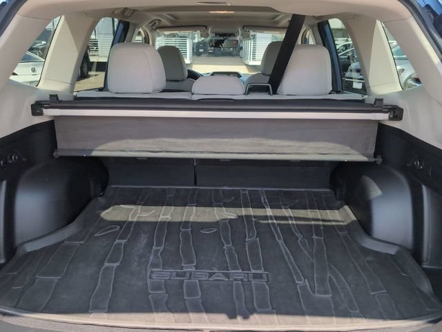 Used 2020 Blue Subaru Premium image 25