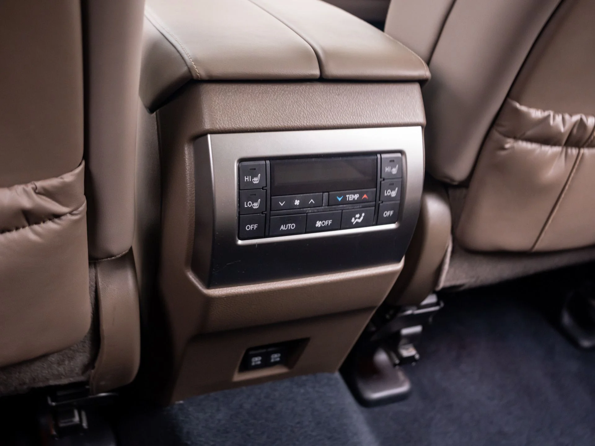 Used 2022 Blue Lexus 460 image 18