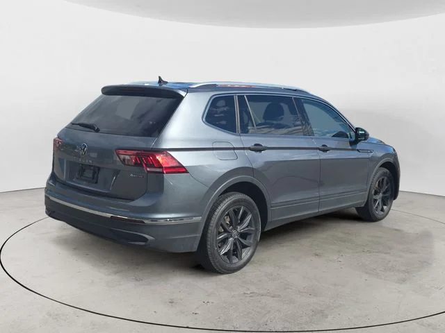 Used 2024 Gray Volkswagen 2.0T SE image 5
