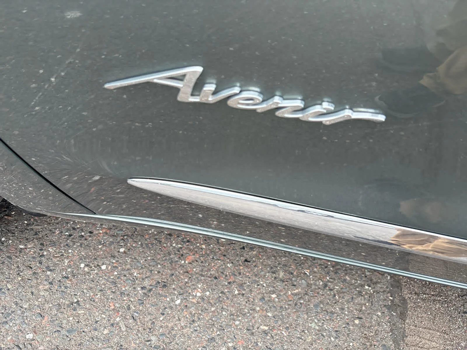 Used 2023 Sage Metallic Buick Avenir image 10