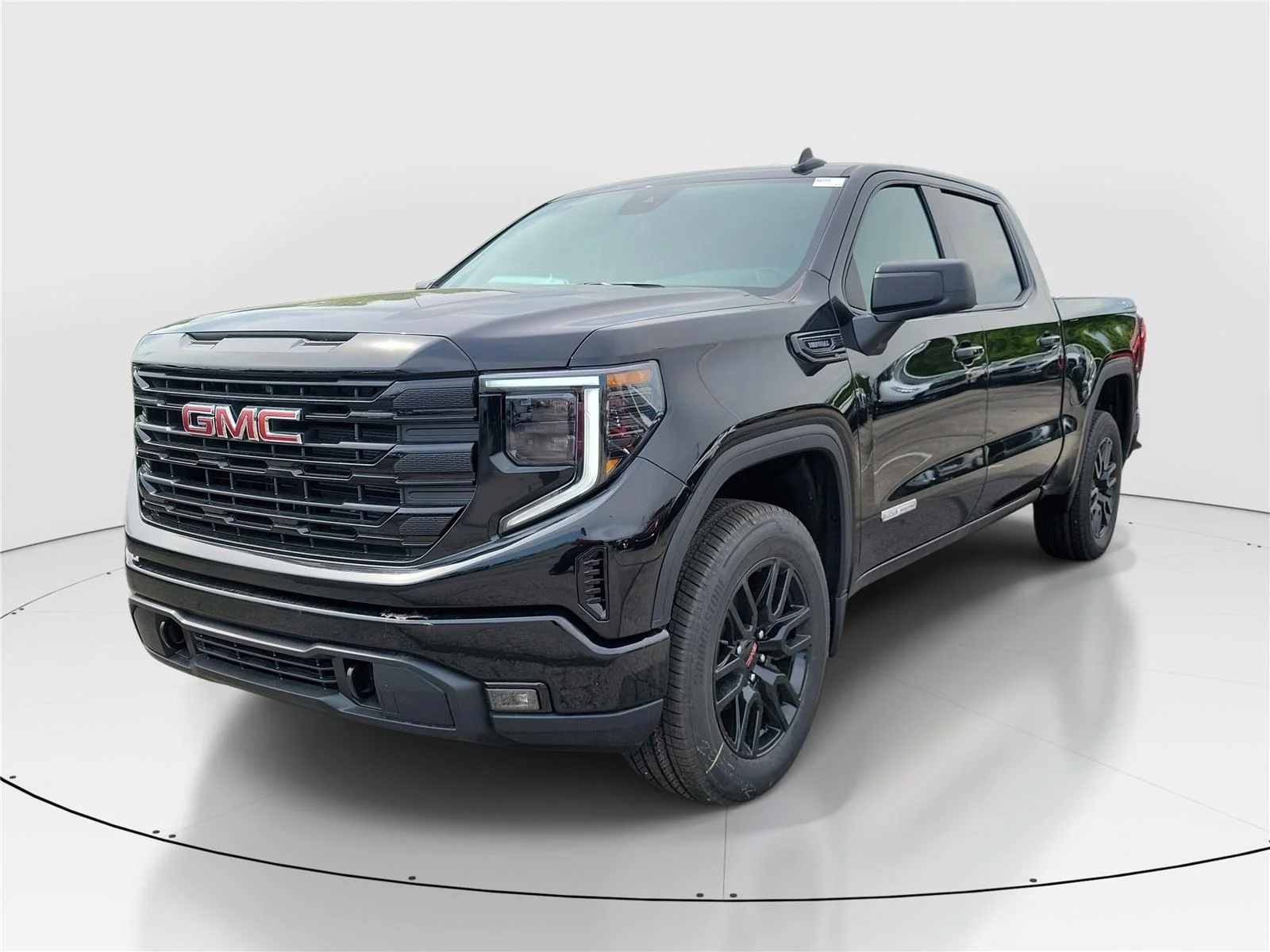 2026 GMC Sierra 1500 Elevation - Photo 2