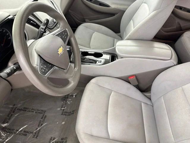 Used 2023 Gray Chevrolet LT image 20
