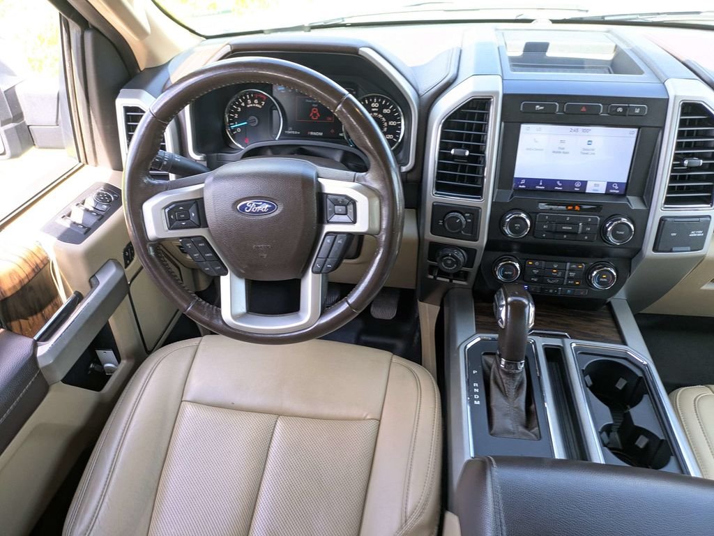Used 2020 White Ford Lariat image 16