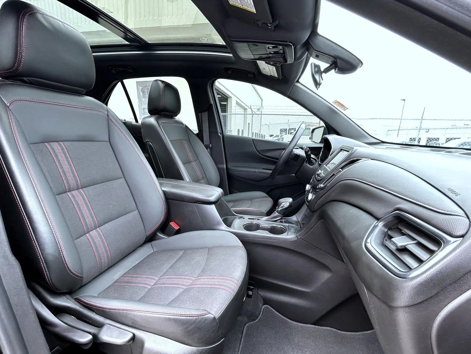 2023 Chevrolet Equinox RS - Photo 16