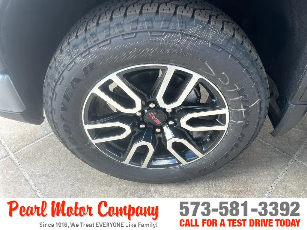 New 2026 Sterling Metallic GMC AT4 image 9
