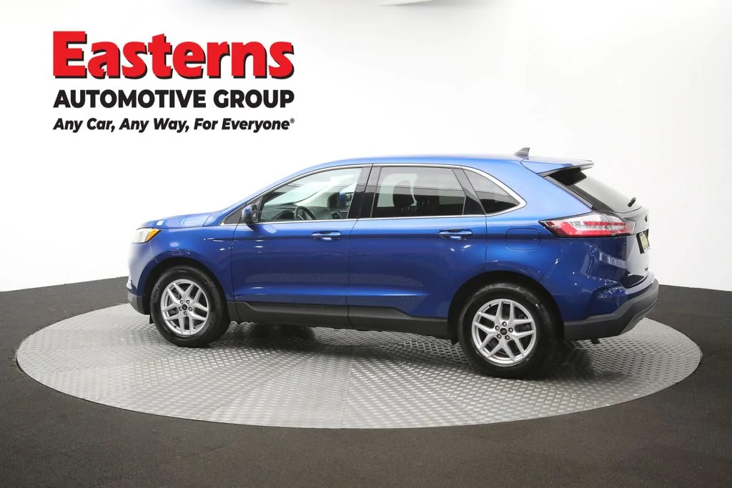 Used 2023 Blue Ford SEL image 62