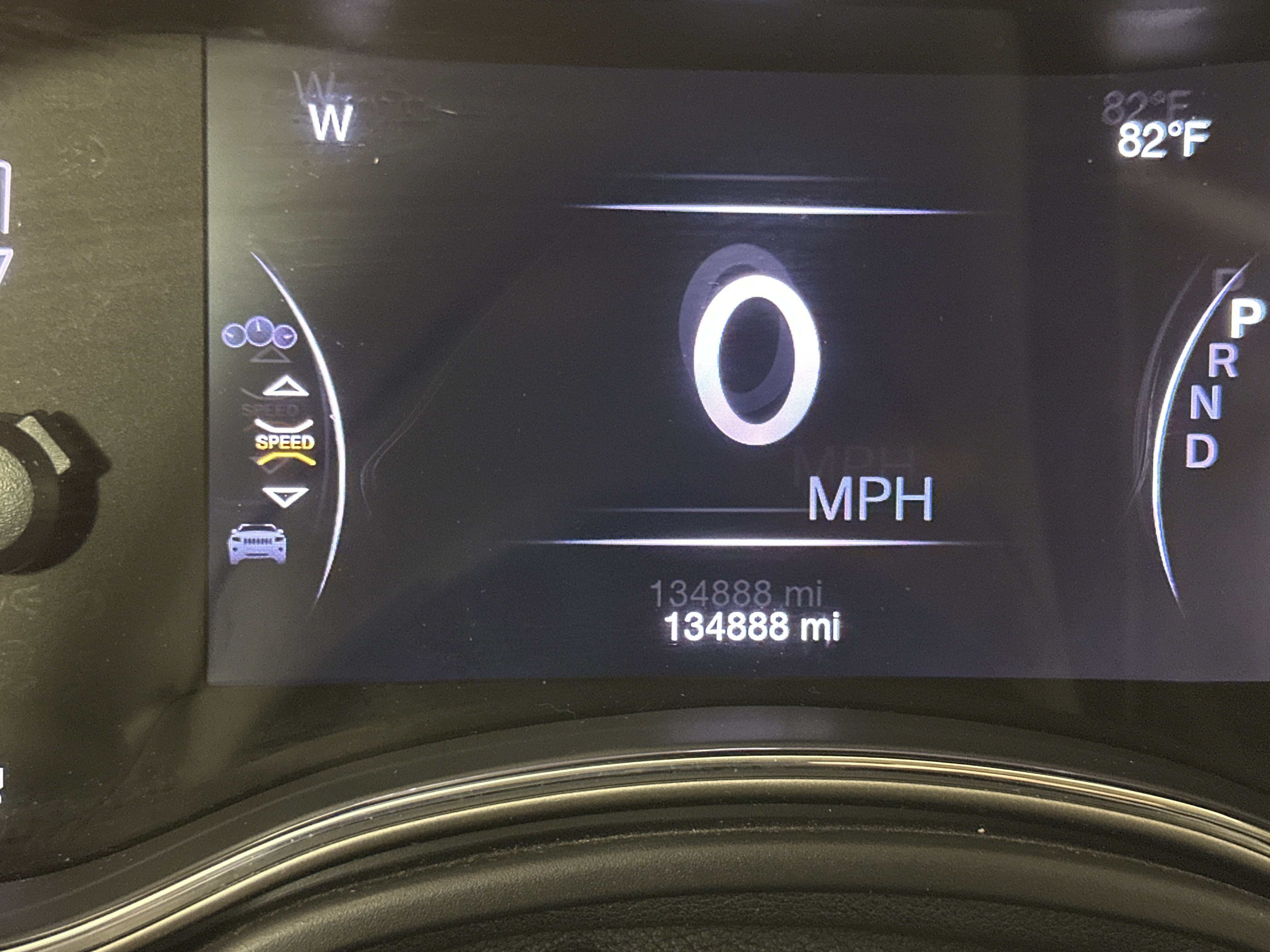 Used 2017 Velvet Red Pearlcoat Jeep Limited image 13