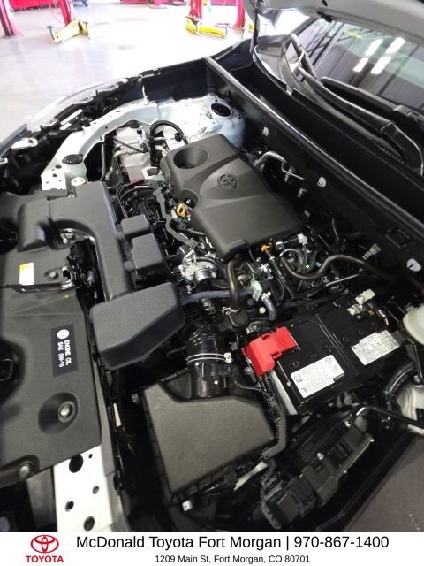 Used 2025 White Toyota XLE image 25